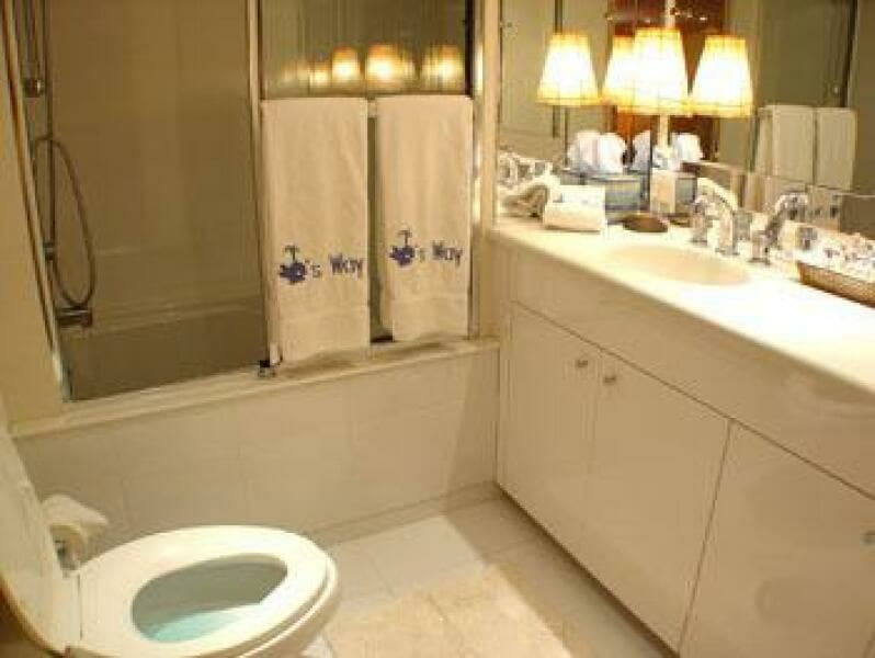 1998 Hatteras Sport Deck