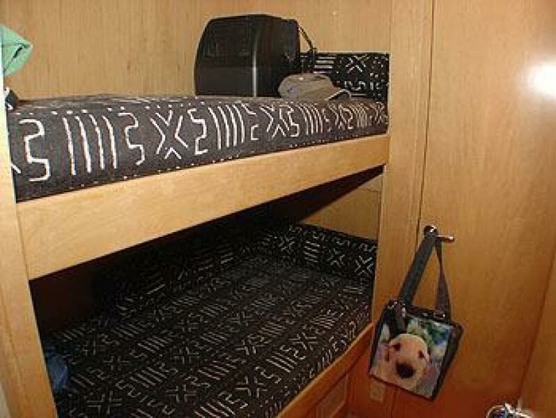 1998 Hatteras Sport Deck