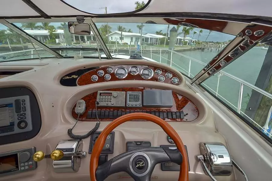 2000 Sea Ray 380 Sundancer-29.jpg