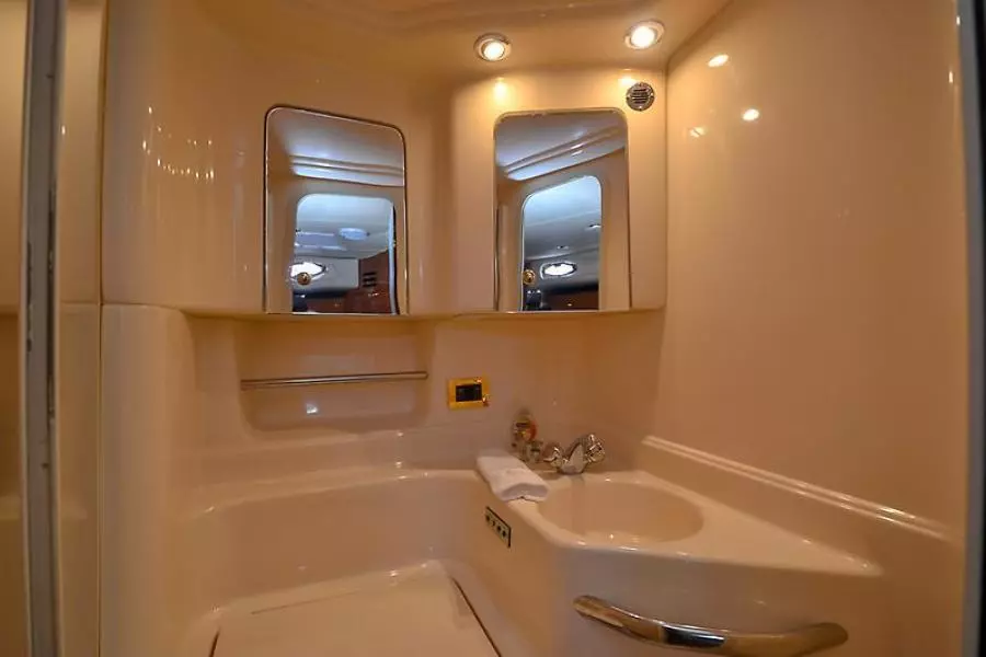 2000 Sea Ray 380 Sundancer-18.jpg