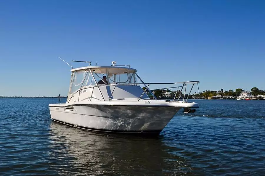 2003 Pursuit 3000 Offshore-11.jpg