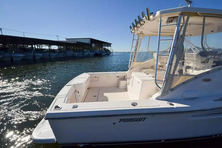 2003 Pursuit 3000 Offshore-1.jpg