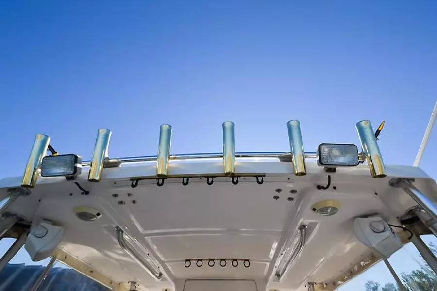 2003 Pursuit 3000 Offshore-38.jpg