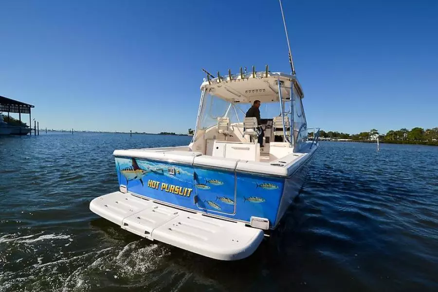 2003 Pursuit 3000 Offshore-2.jpg