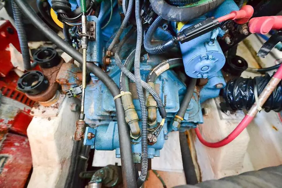 2003 Pursuit 3000 Offshore-43.jpg