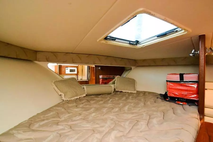 2003 Pursuit 3000 Offshore-48.jpg