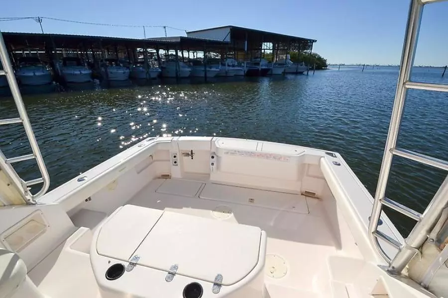 2003 Pursuit 3000 Offshore-22.jpg