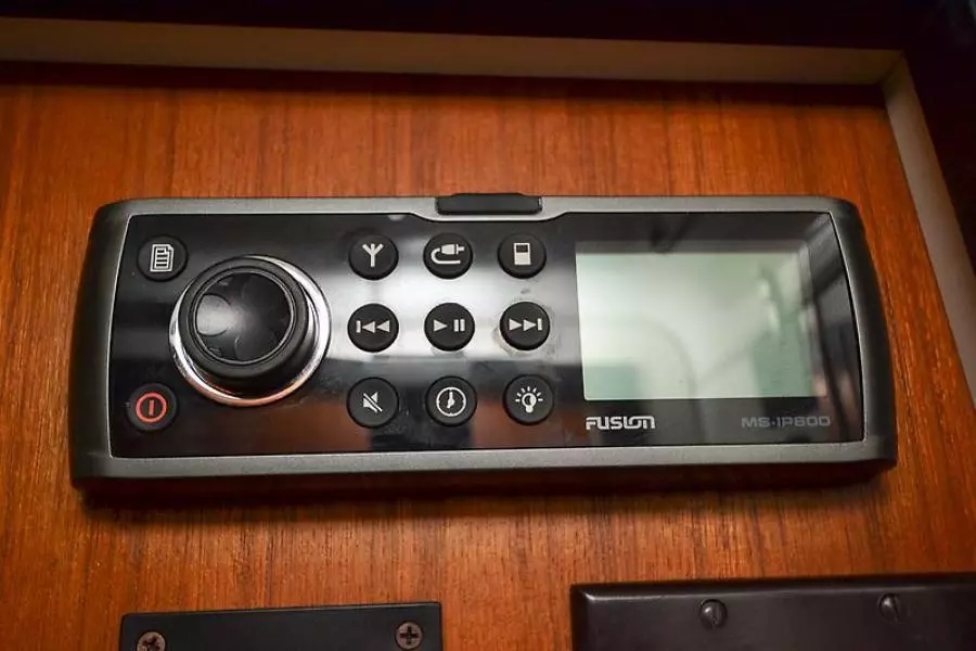 2003 Pursuit 3000 Offshore-54.jpg