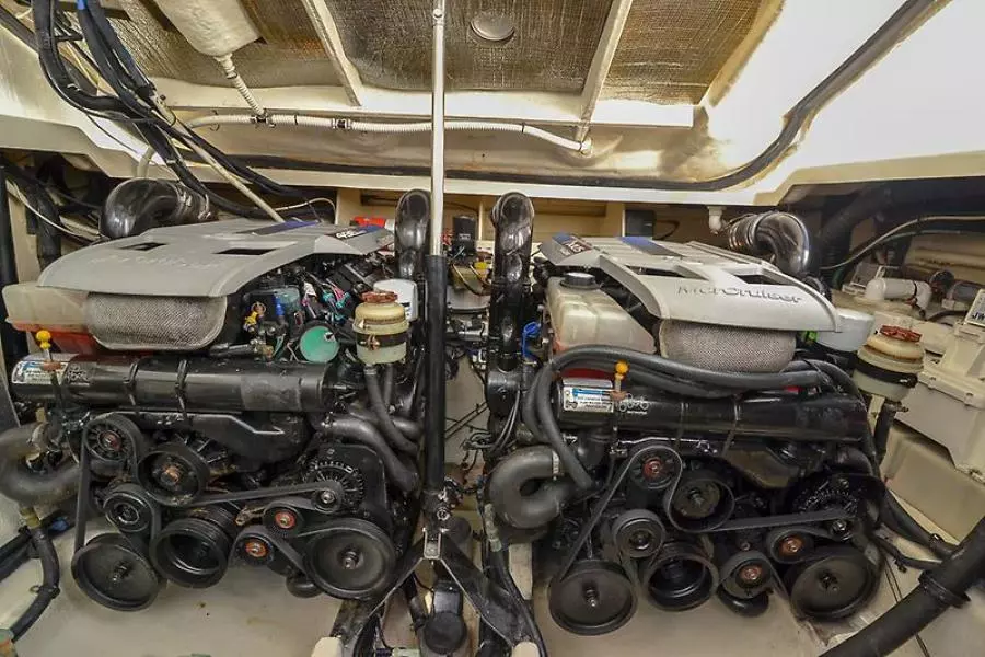 2008 Sea Ray 330 Sundancer-37.jpg