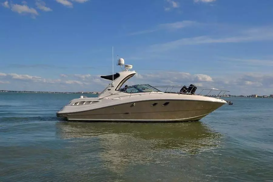 2008 Sea Ray 330 DA Profile-14.jpg