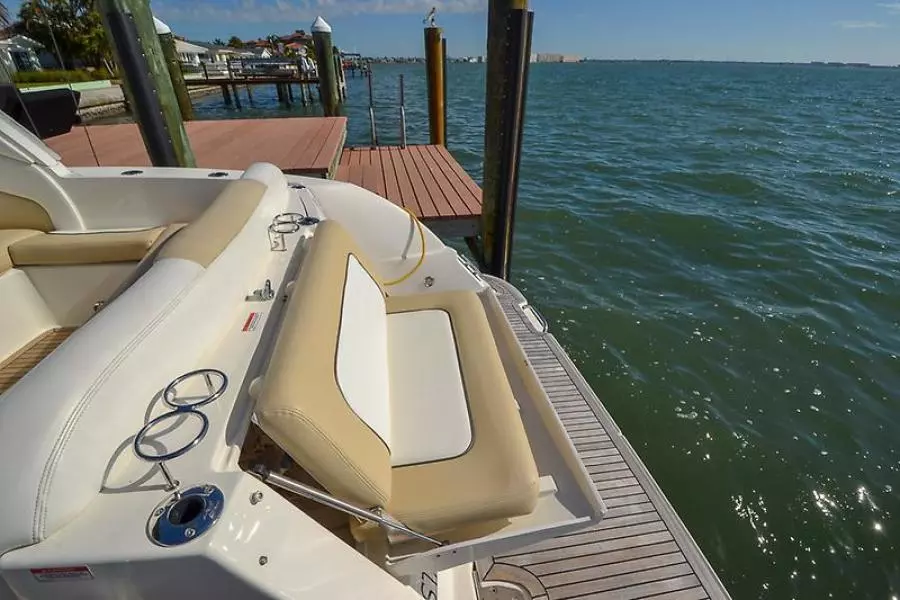 2008 Sea Ray 330 Sundancer-34.jpg