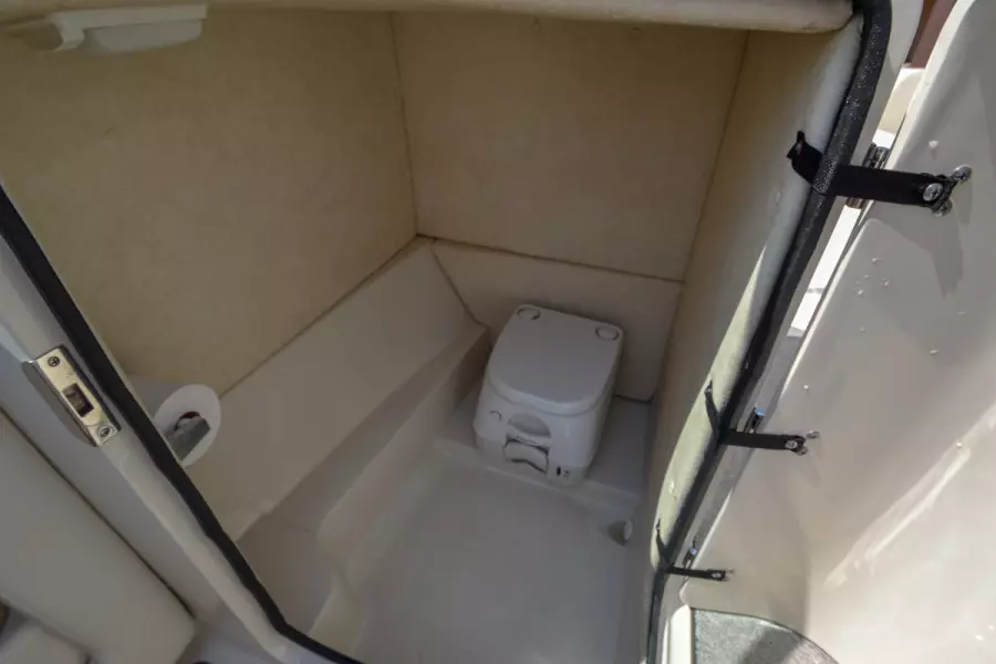 2009 Sea Ray 230 Sundeck