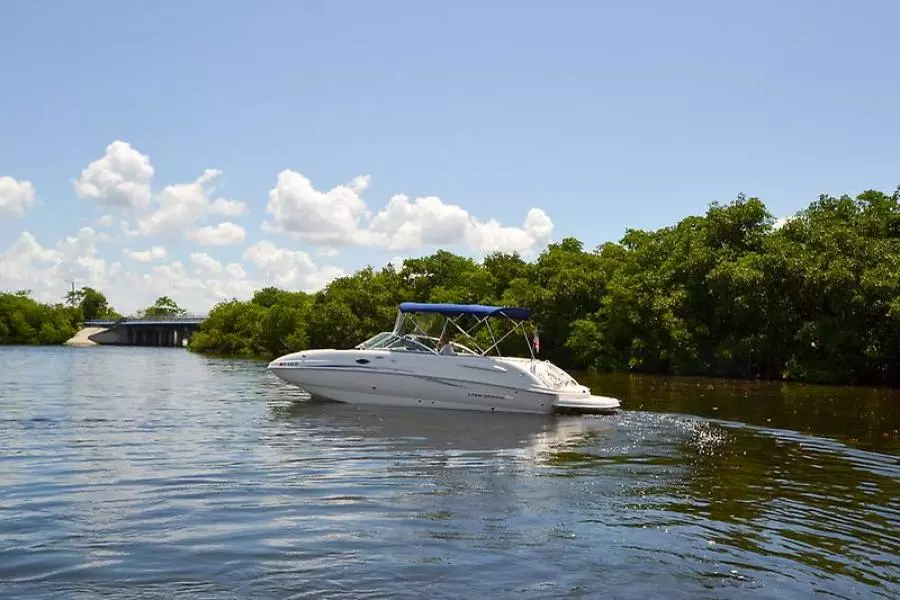 2007 Chaparral 274 Sunesta-17.jpg