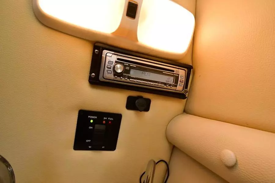 2007 Chaparral 274 Sunesta-7.jpg