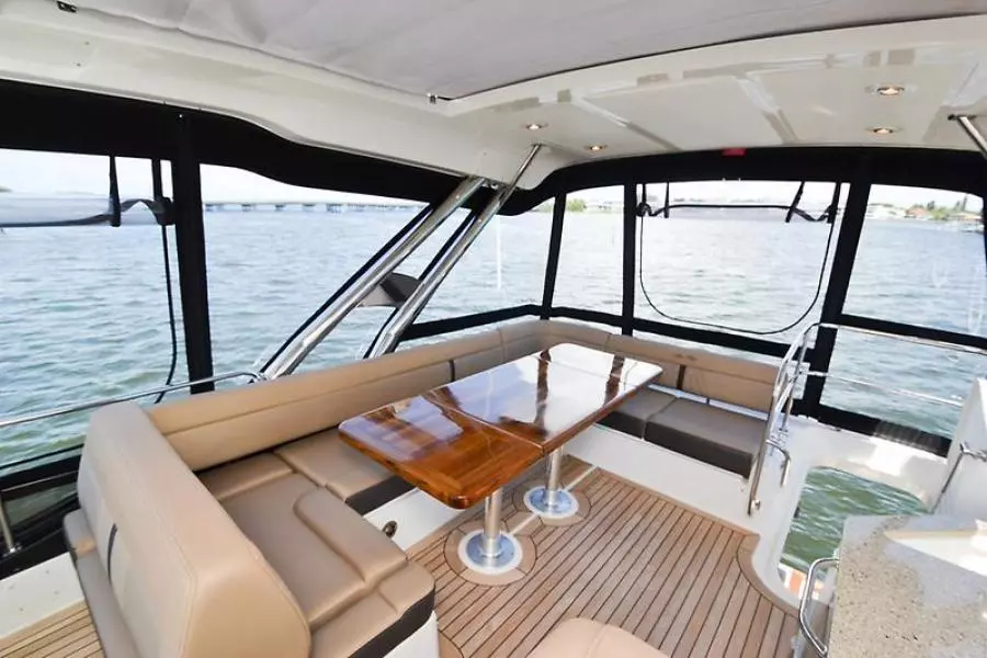 2017 Sea Ray 400 Fly-104.jpg