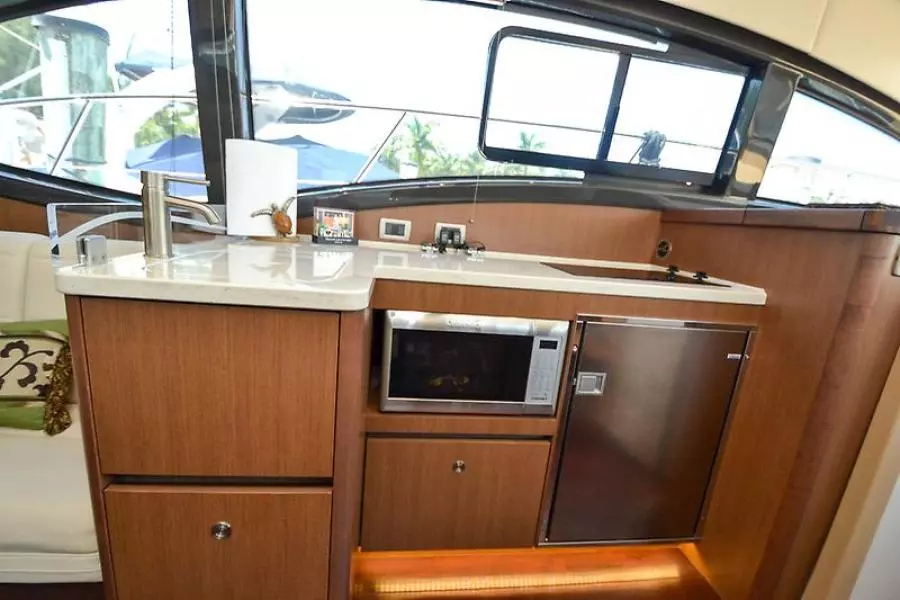 2017 Sea Ray 400 Fly-16.jpg