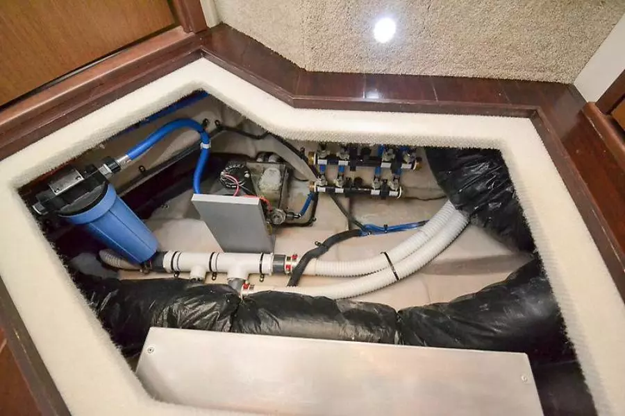 2017 Sea Ray 400 Fly-52.jpg