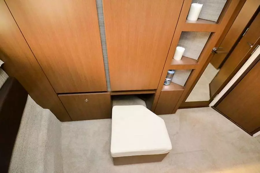 2017 Sea Ray 400 Fly-49.jpg