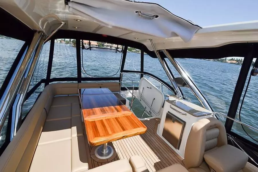 2017 Sea Ray 400 Fly-103.jpg