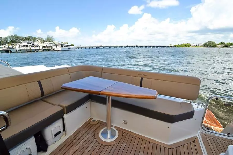 2017 Sea Ray 400 Fly-90.jpg