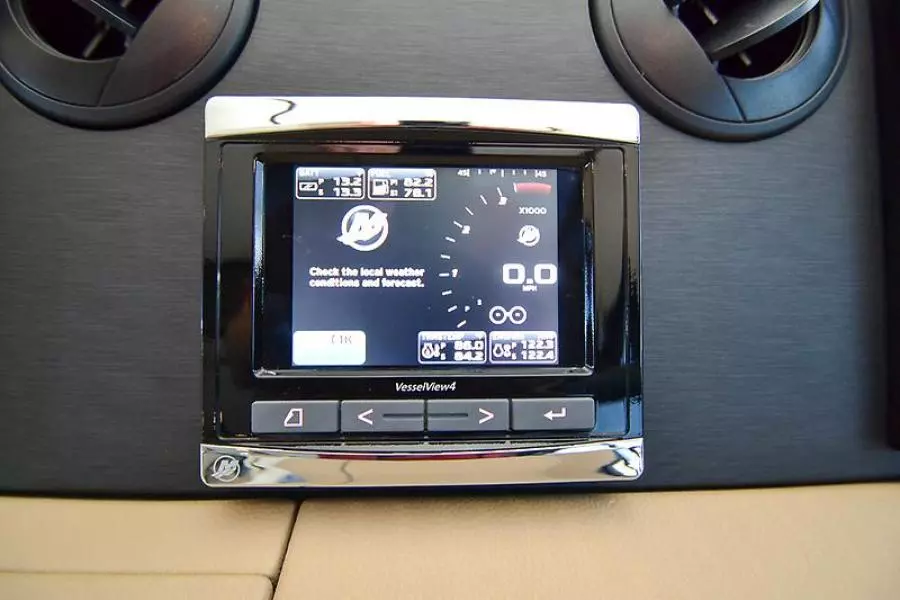 2017 Sea Ray 400 Fly-19.jpg