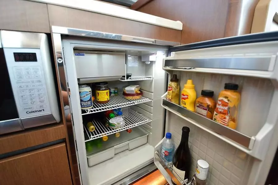 2017 Sea Ray 400 Fly-30.jpg