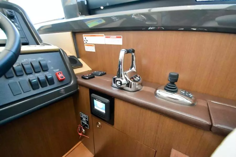 2017 Sea Ray 400 Fly-24.jpg