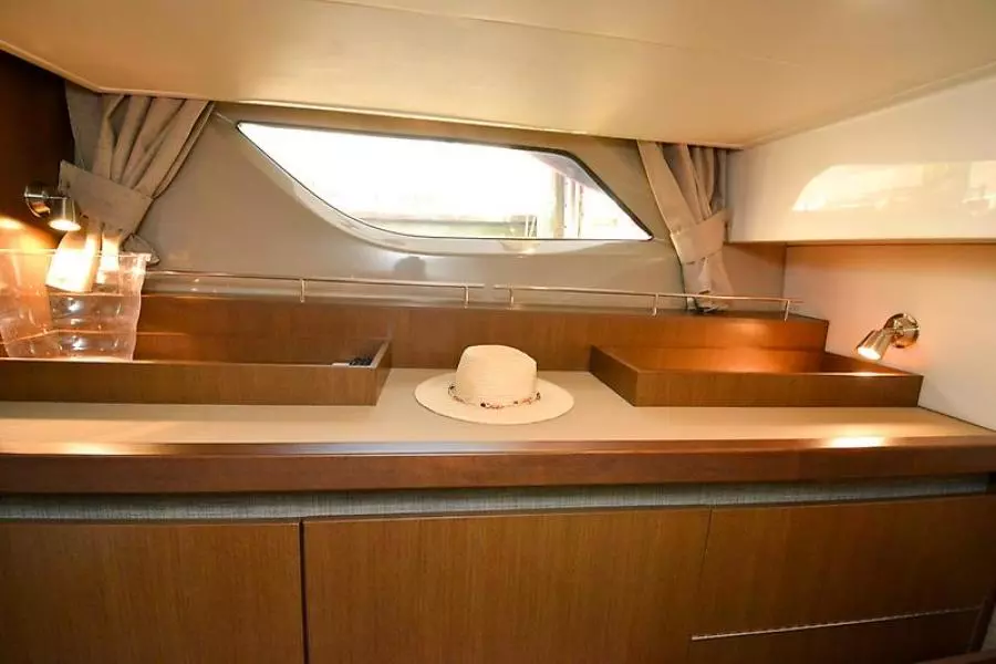 2017 Sea Ray 400 Fly-37.jpg