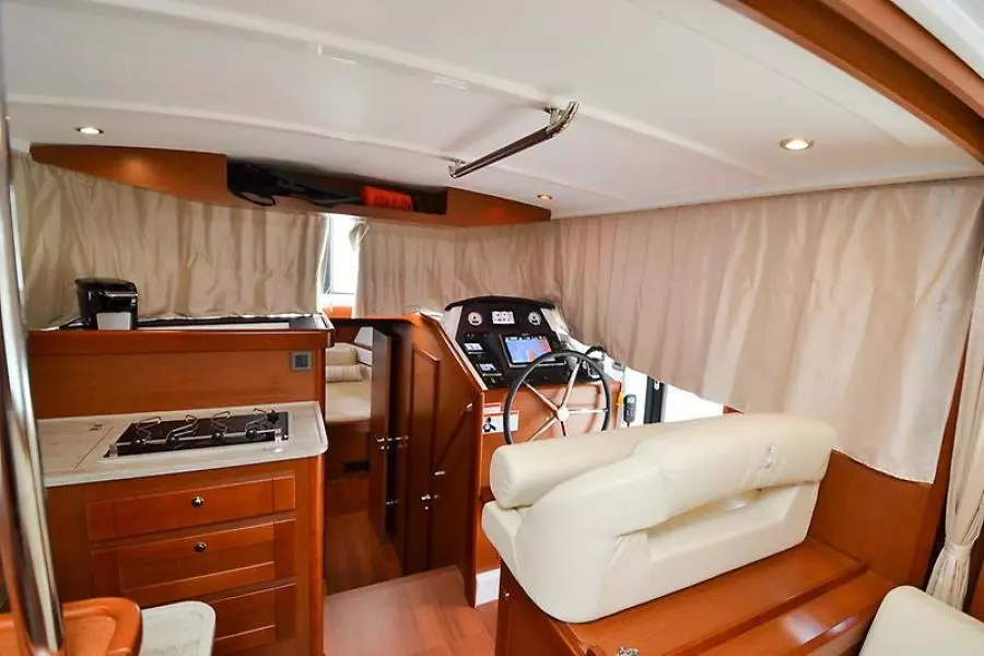 2016 Beneteau Swift Trawler 44