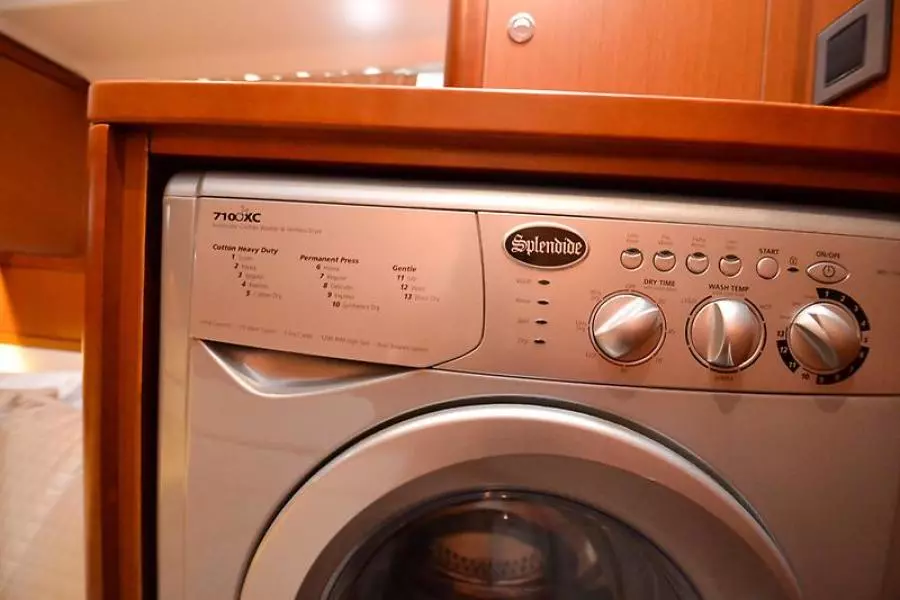 2016 Beneteau Swift Trawler 44