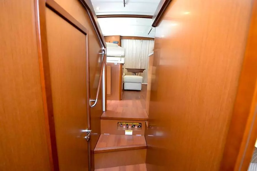 2016 Beneteau Swift Trawler 44