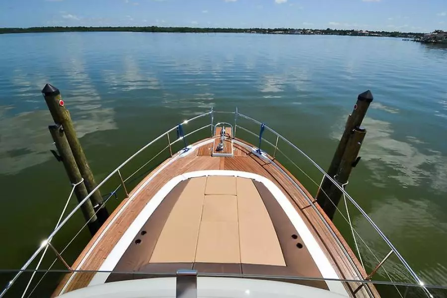 2016 Beneteau Swift Trawler 44