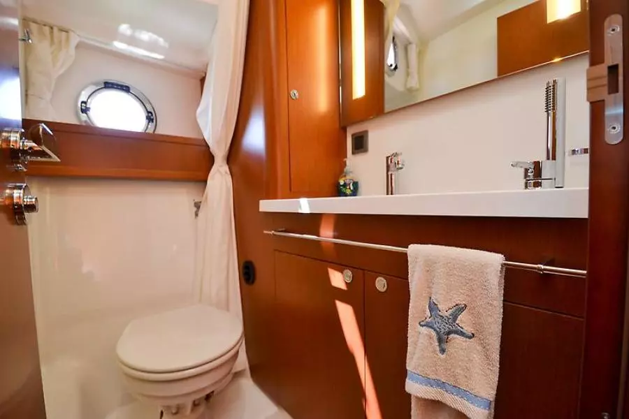 2016 Beneteau Swift Trawler 44