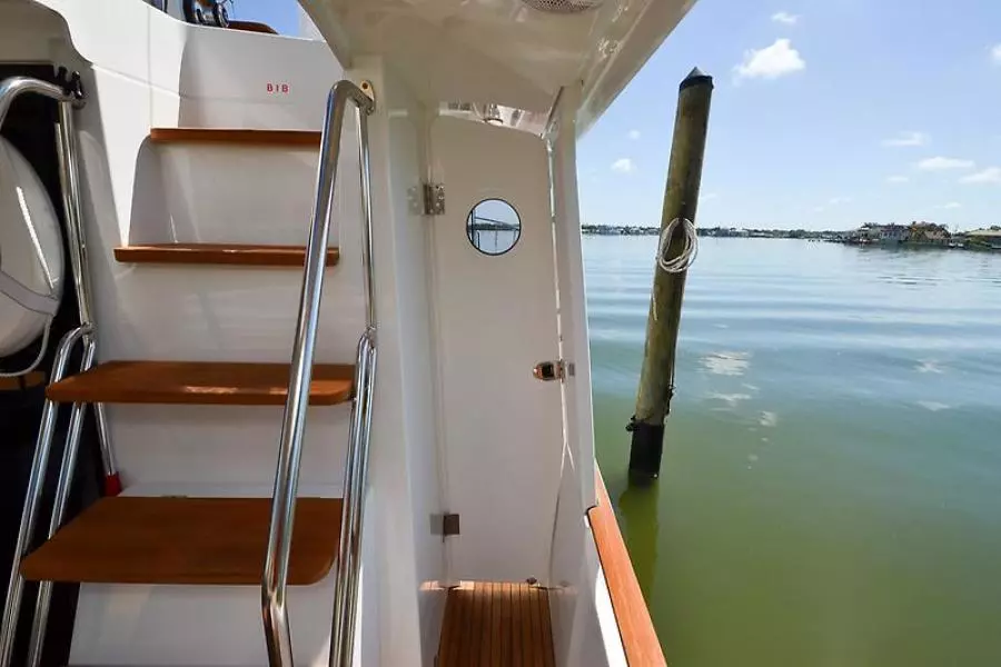 2016 Beneteau Swift Trawler 44