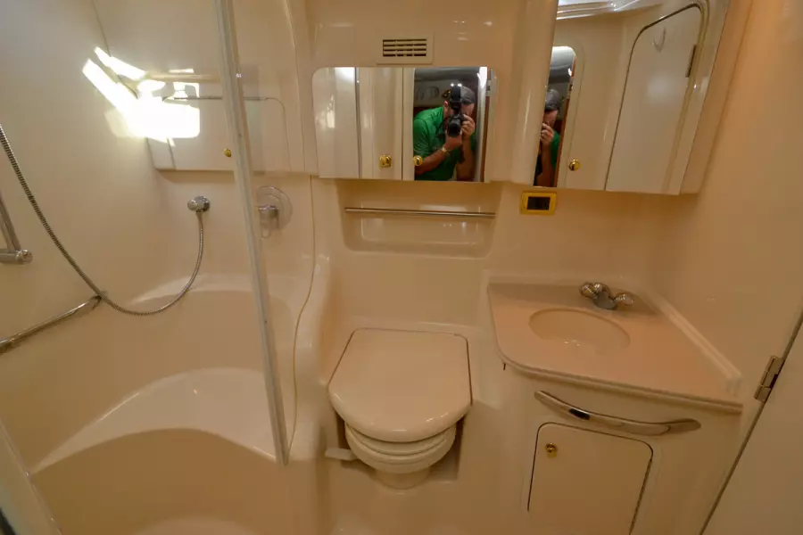 2000 Sea Ray 410 Sundancer-55.jpg