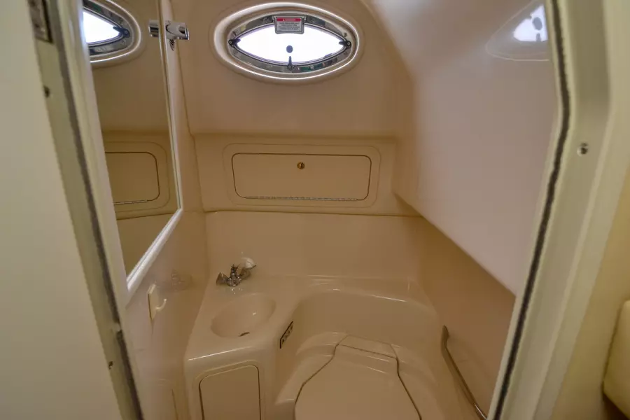 2000 Sea Ray 410 Sundancer-49.jpg