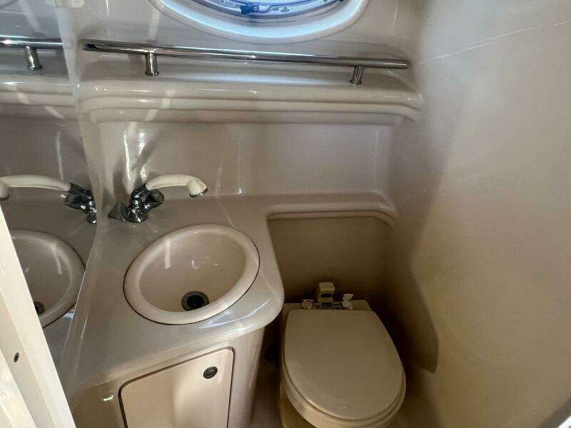 2006 Sea Ray 270 Amberjack