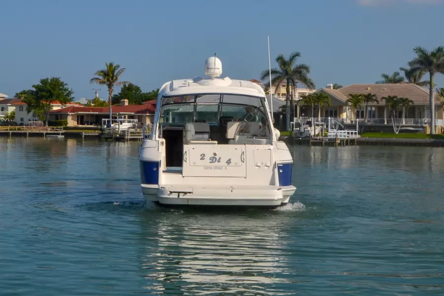 2006 Cruisers Yachts 420 Express