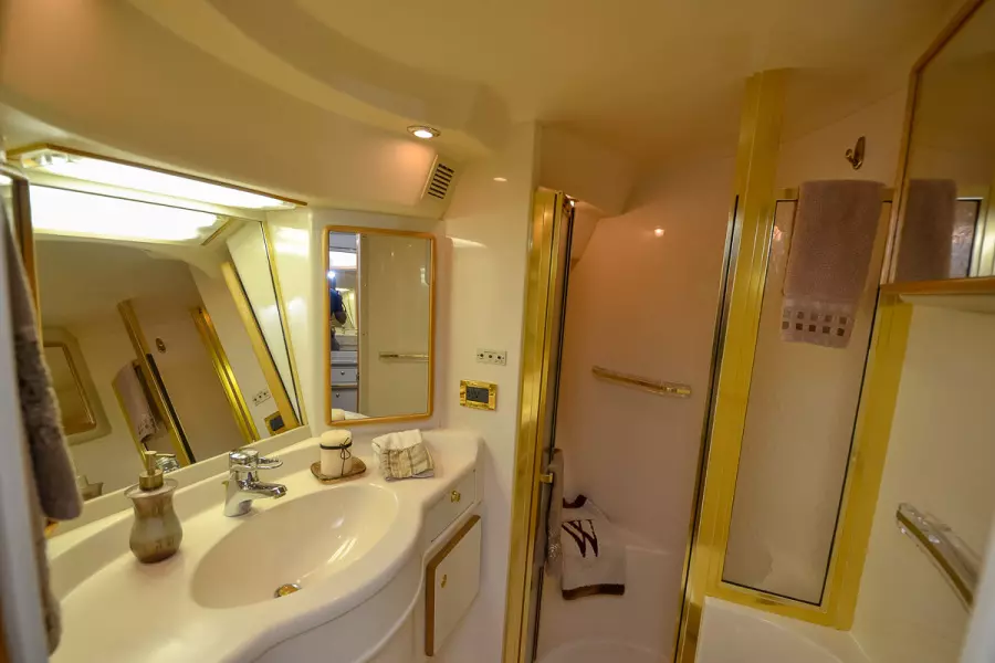 1997 Sea Ray 500 Sundancer