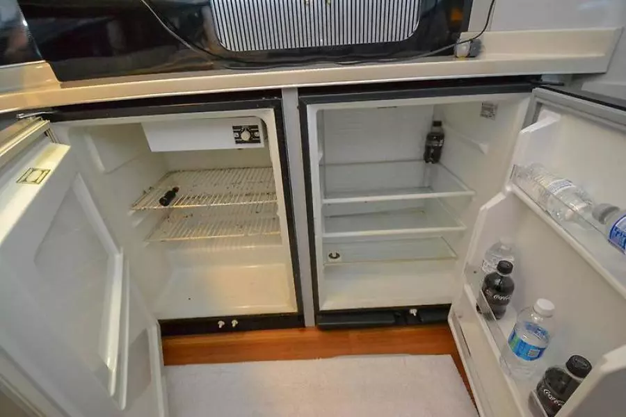 1988 Sea Ray 440 Convertible