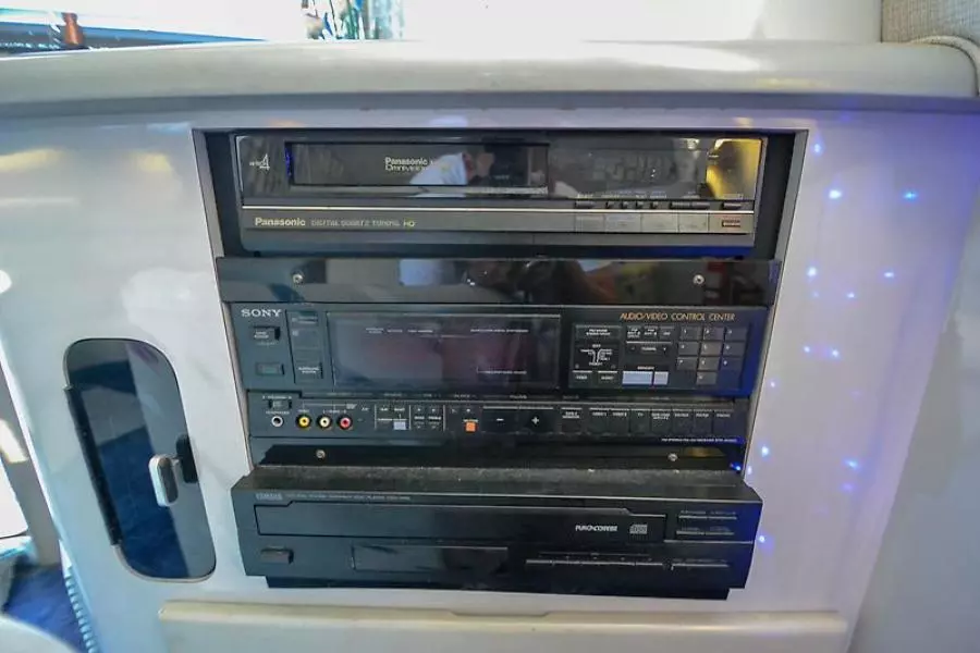 1988 Sea Ray 440 Convertible