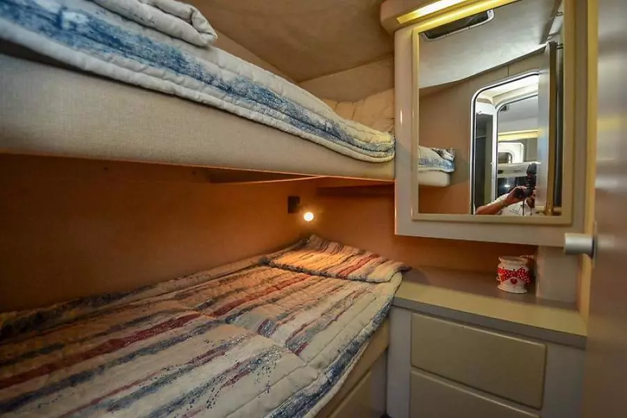 1988 Sea Ray 440 Convertible