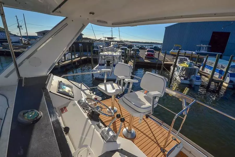 1988 Sea Ray 440 Convertible