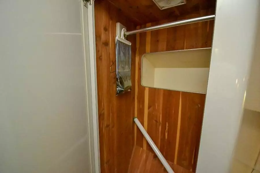 1988 Sea Ray 440 Convertible