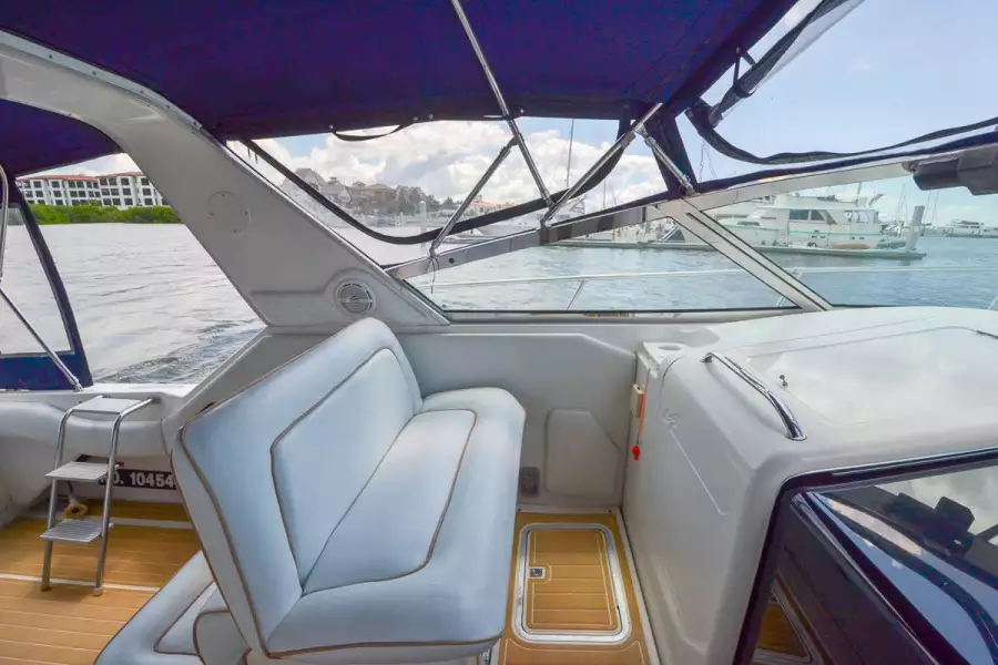 1996 Sea Ray 400 Express Cruiser