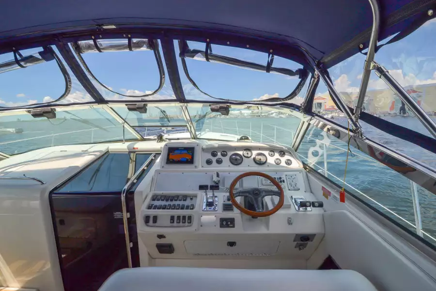 1996 Sea Ray 400 Express Cruiser