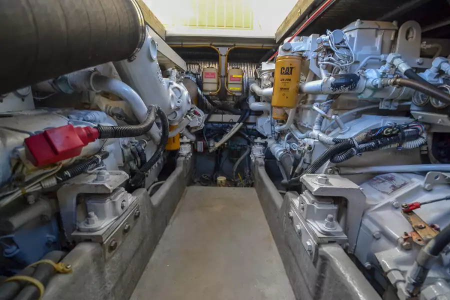 1996 Sea Ray 400 Express Cruiser