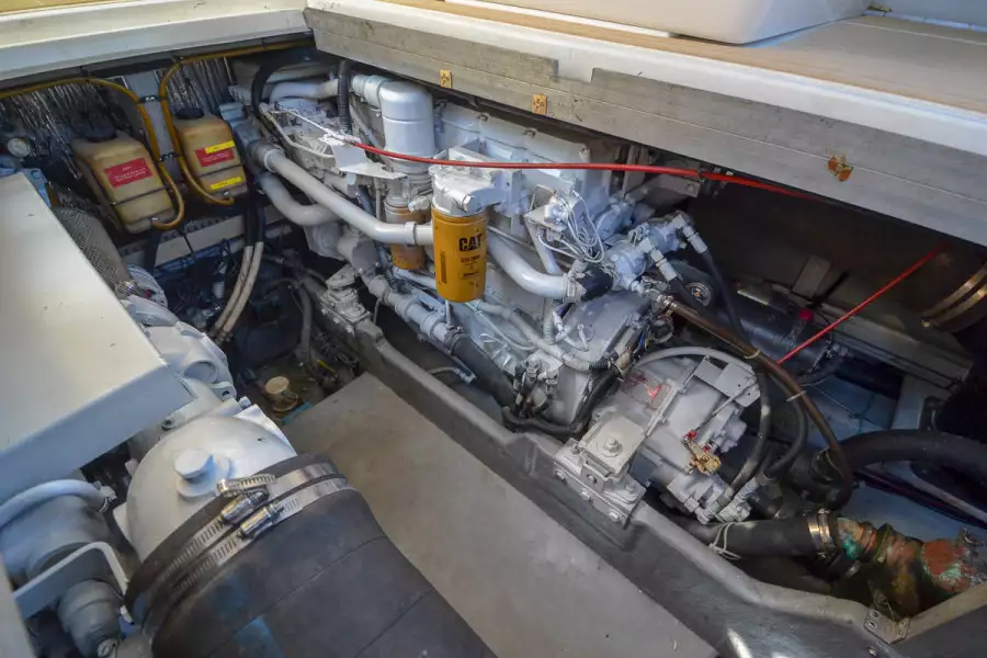 1996 Sea Ray 400 Express Cruiser