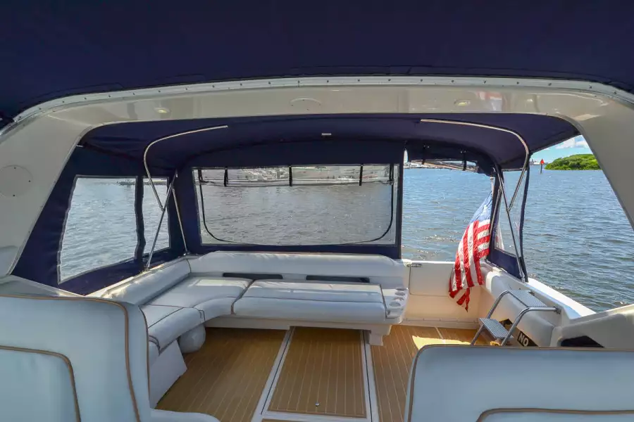 1996 Sea Ray 400 Express Cruiser