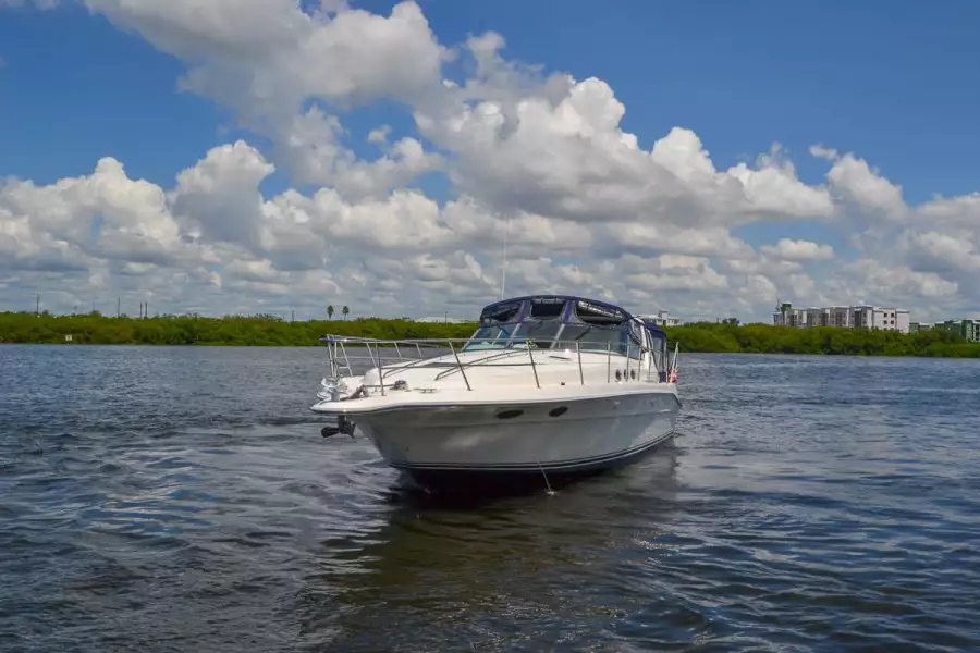 1996 Sea Ray 400 Express Cruiser